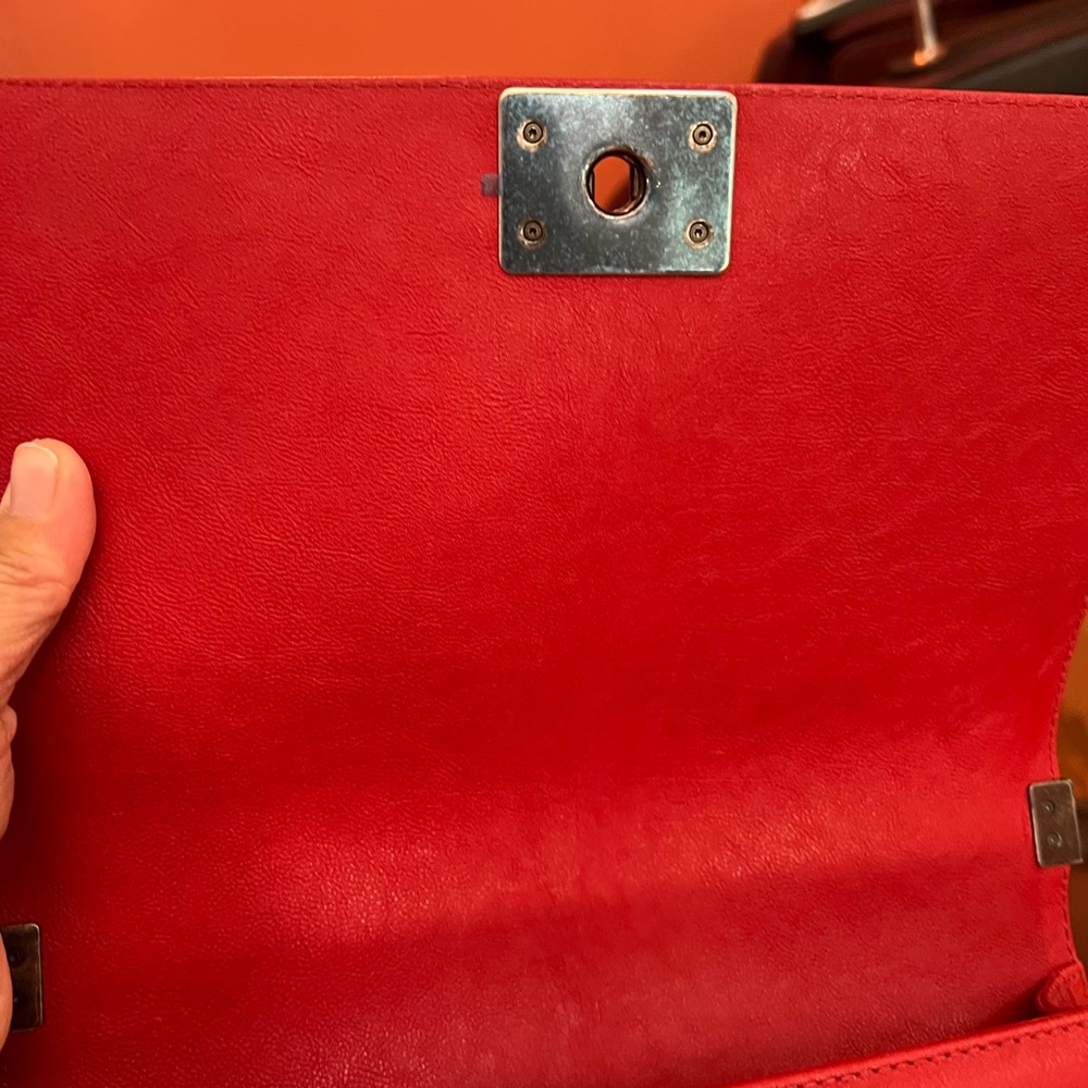 CHANEL Red Quilted Top-Handle Satchel with Chain Trim - Picture 6 of 7